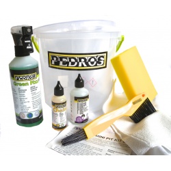 Muc-Off Bucket Cleaning Kit