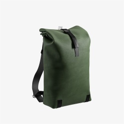 Brooks Pickwick Cotton Canvas Backpack in Forest - 26L - Stock Image