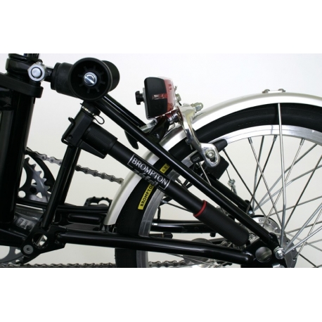 Brompton / Zefal HP pump - older model - on Brompton folding bike